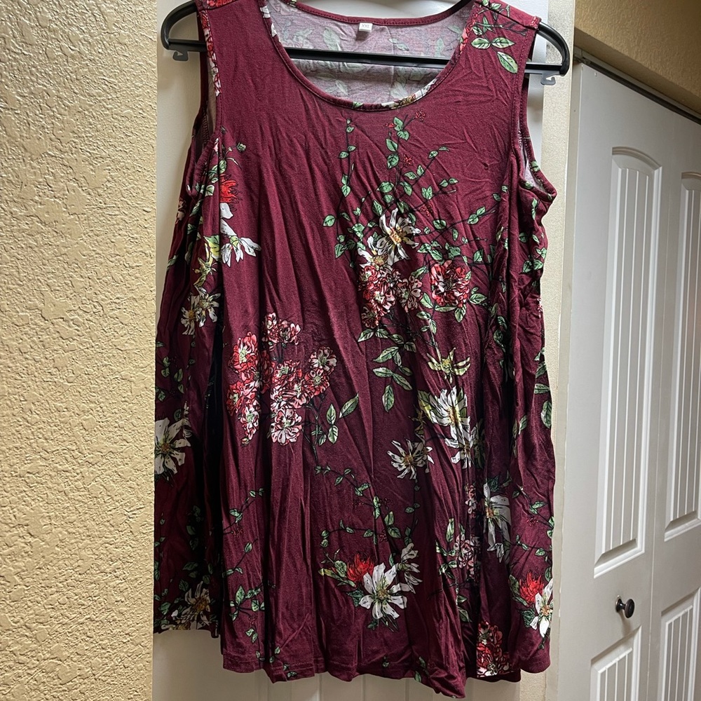 Maroon Cold Shoulder Top with Flowers, XXL
